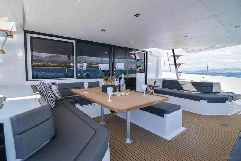 Yacht charter blog - catamaran Aquamania aft cockpit