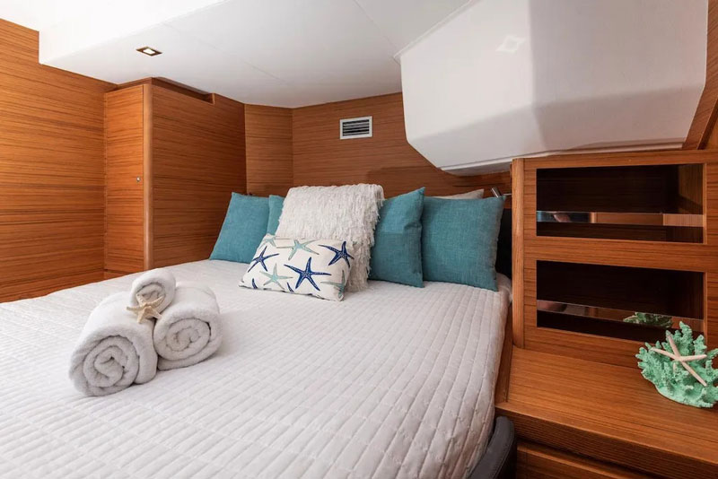 Yacht charter blog - catamaran Aquamania guest cabin