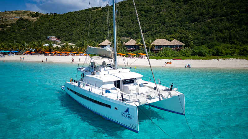 Yacht charter blog - catamaran Island Kisses