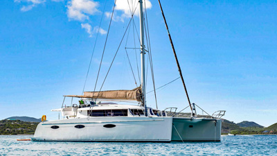 Yacht charter blog - Catamaran Perpetual Blue