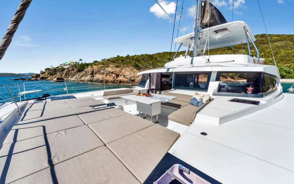 Catamaran Cilicia - Forward deck
